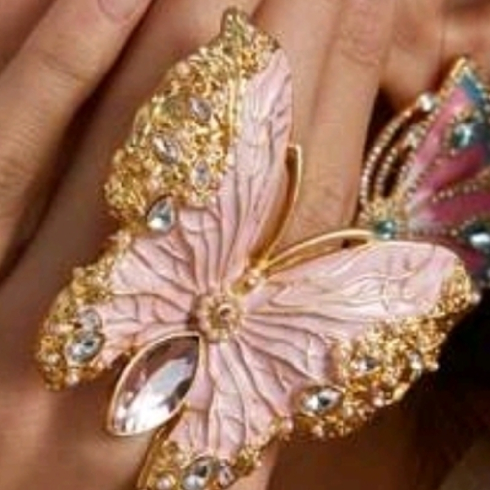 Chic Pink and Gold Butterfly Ring